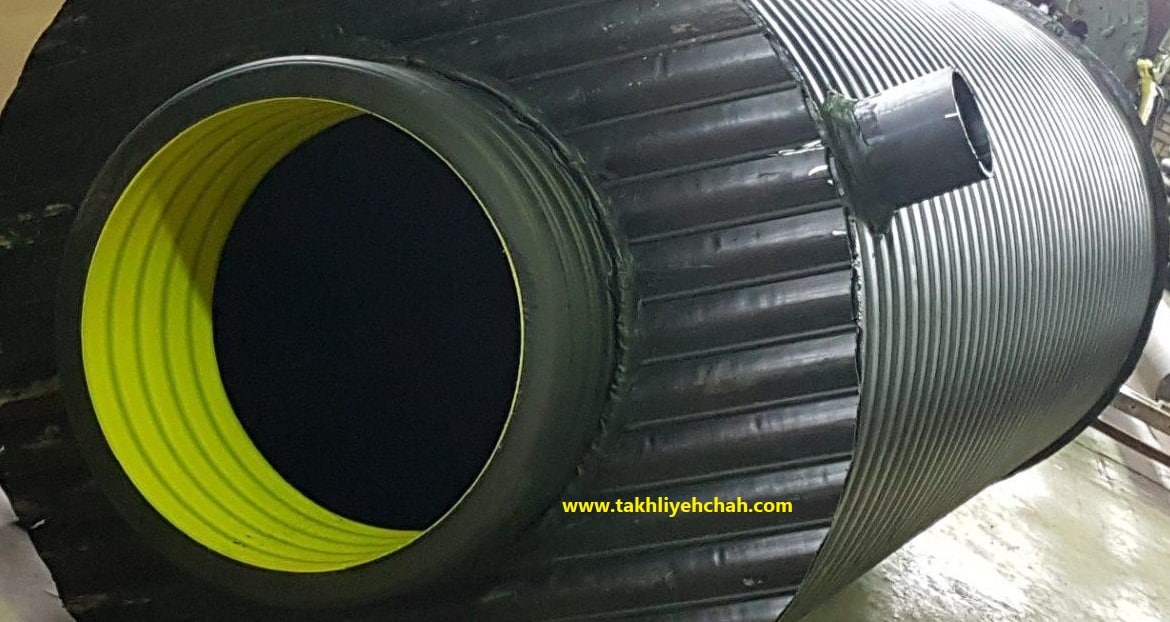 یک منهول پلی اتیلنی آماده نصب