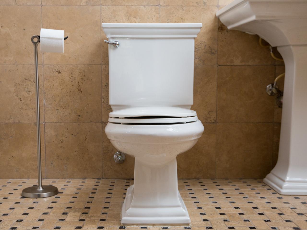 مراحل بررسی و تعمیر عدم قطعی آب سیفون توالت فرنگی