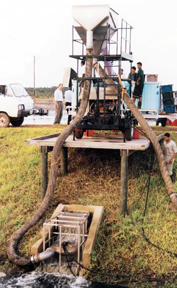 تخلیه چاه مکانیزه